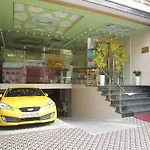 Ken I Hotel